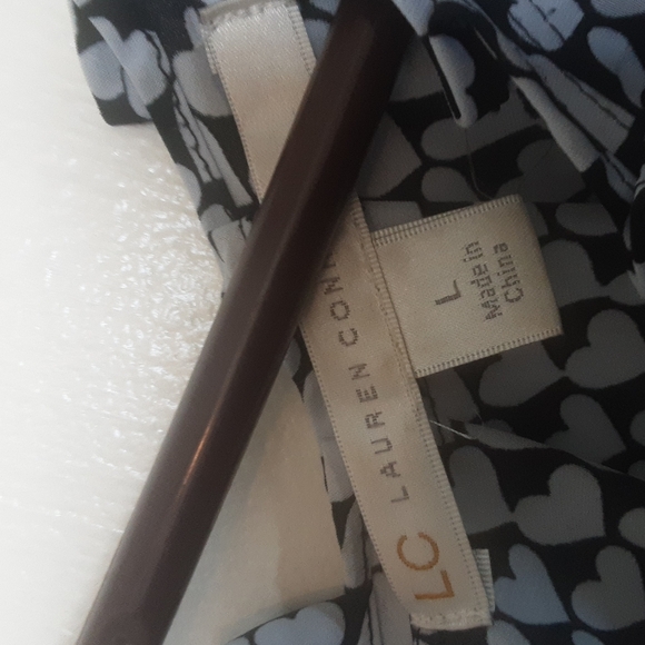 Lauren Conrad Back Bow Tie Heart Patterned Blouse Sz L - Picture 5 of 6